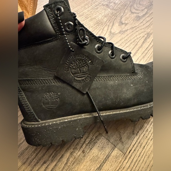 Men’s Timberland black waterproof winter boots - Picture 8 of 8